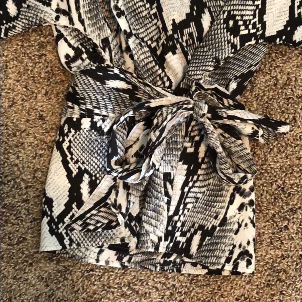 Blouse - Picture 4 of 6